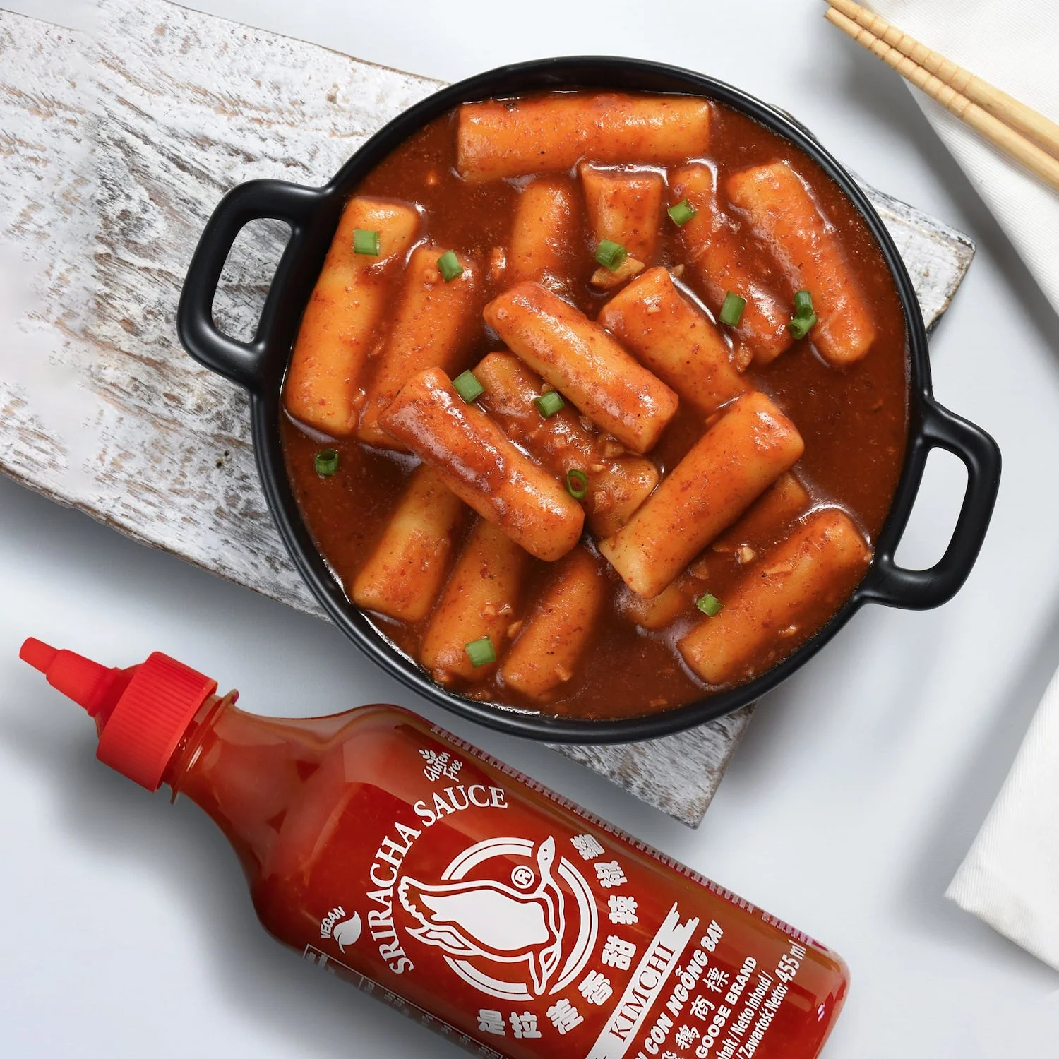 Flying Goose Salsa Chile Sriracha Sabor Kimchi (Sin Gluten, Vegano) 455ml - Image 2